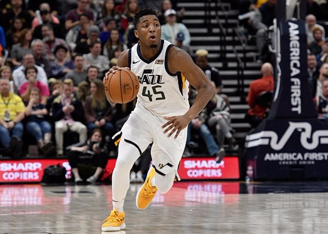 我们再次感 我们再次感